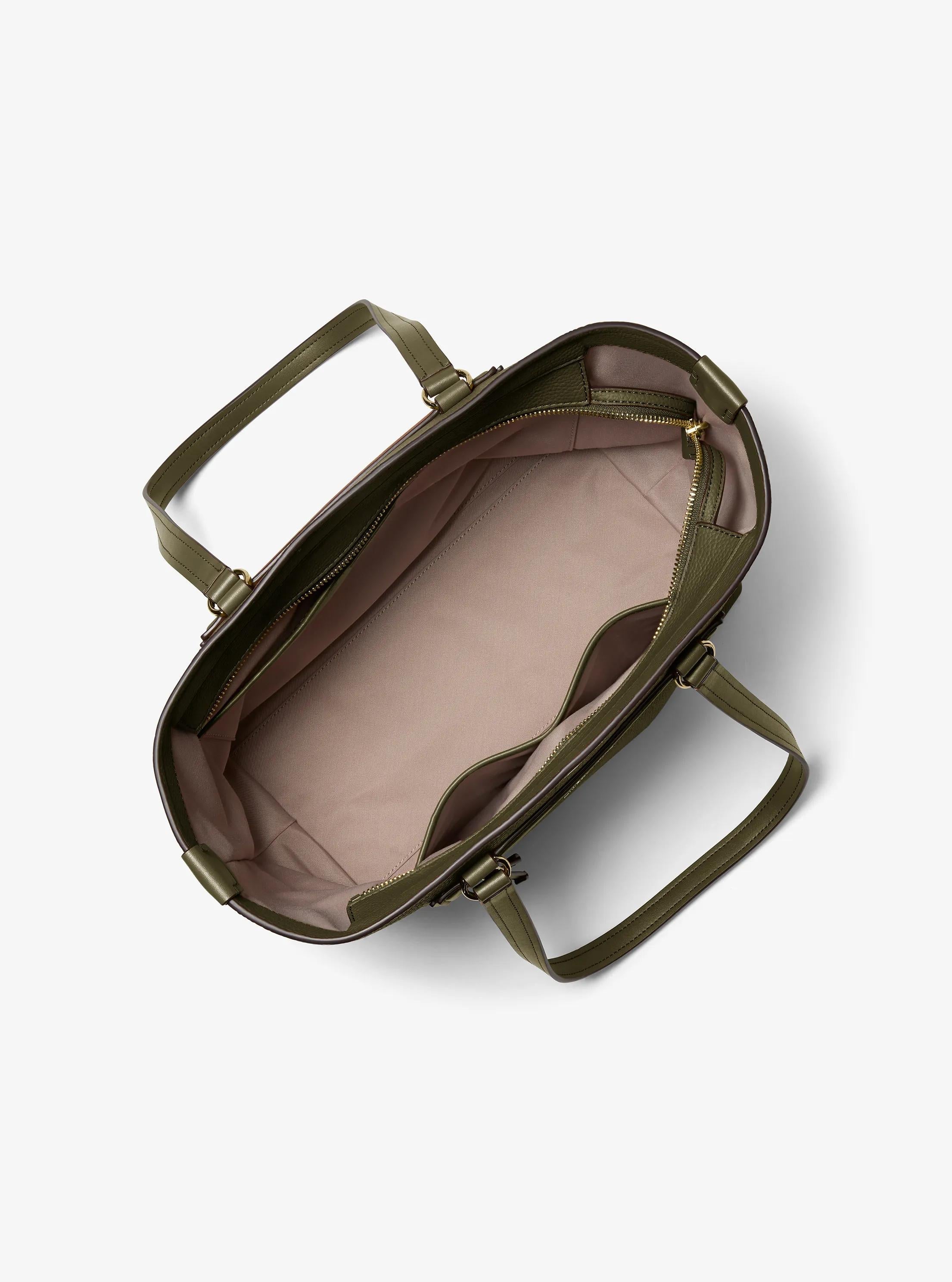 Jet Set Travel Medium Pebbled Leather Tote Bag